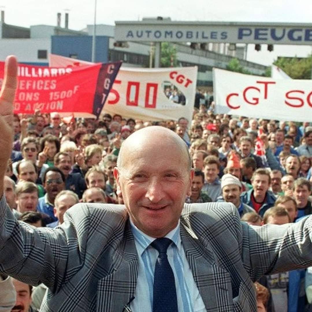 PerspCommuniste's tweet photo. 🇫🇷🚩 2 septembre 1924 – Naissance d'Henri Krasucki.

Syndicaliste et militant communiste.

Membre actif de la Jeunesse communiste, à 16 ans, il entre dans la Résistance et va animer la section juive des jeunes résistants communistes et de la FTP-MOI. https://t.co/sdSuxOrtWm