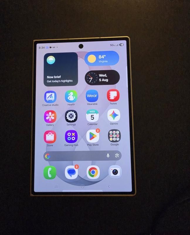 AndroidInfotec's tweet photo. Upgrade your setup without breaking the bank! 🚀✨ Snag up to $1,900 in carrier deals right now on the Galaxy Z Fold8 and get this next-gen foldable power for only a fraction of the cost. 📱🔥
https://t.co/r12TojWbVt 
#GalaxyZFold8 #SamsungGalaxy #FoldablePhone #TechDeals https://t.co/aeSsgcQsaX