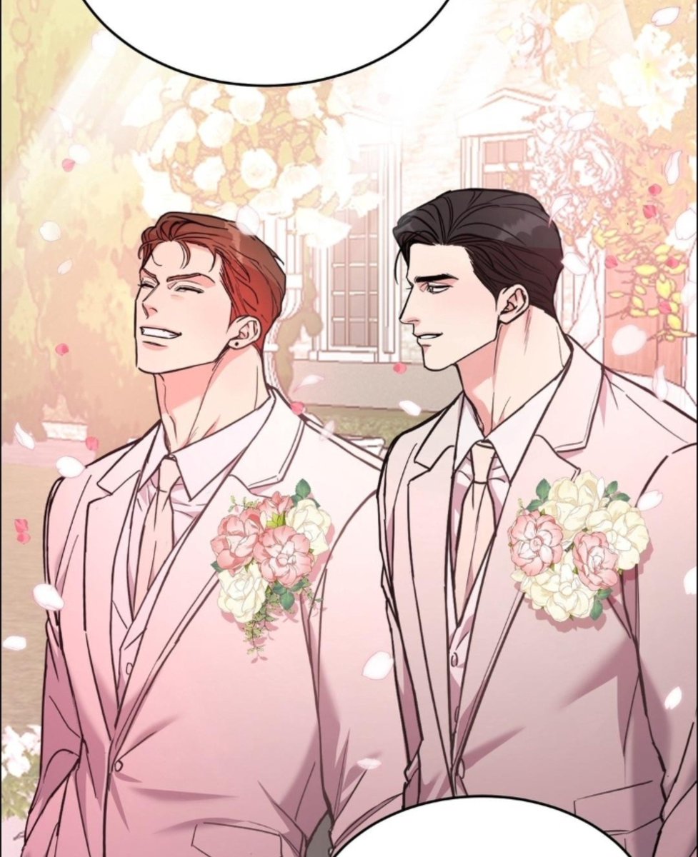 xiaoguiheyu's tweet photo. Yaoi for sure, nothing better than reading about two men kissing before bed just to get the strength to start a new day https://t.co/8lTTuWSMIW