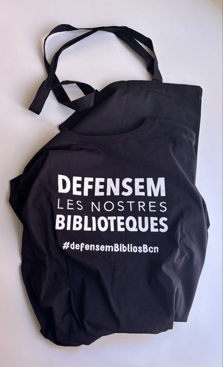 carmegasull's tweet photo. #Estimem les nostres #biblioteques!
Defensem les nostres biblioteques!
Samarretes i bosses dissenyades per @joan_turu en suport a la vaga (a la venda a #BCN a @ciutatinvisible @LaCalders @_Aldarull @el_lokal @Octubre_P9 @AteneuDelClot)
@defensembiblios
#DefensemBibliosBcn https://t.co/dnqwdDdbjh