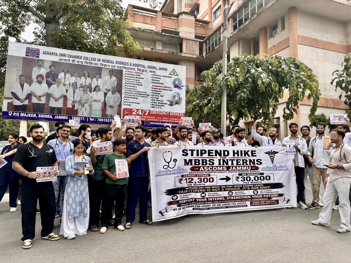 xrayqh's tweet photo. MBBS interns in Jammu &amp; Kashmir deserve a fair and dignified stipend. We work long hours,handle patients and serve during emergencies, yet our compensation remains inadequate.We urge the J&amp;K Government to urgently revise the internship stipend.this is not luxury-it’s our right. https://t.co/yK4FmGYXsx