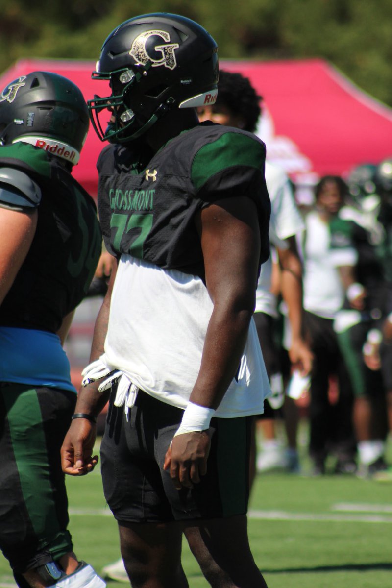 D1Price's tweet photo. WEEK 1 CLIPS ARE HERE‼️‼️
Great win over Compton 57-6 final score
I’m bring nothing but dominance and heart all season, be on the lookout for #77 outta Grossmont College football
@SpicerIv @djHeartAttak @CutletDr @Byronstar14343 @BradHoiseth https://t.co/gTi19MbfFM