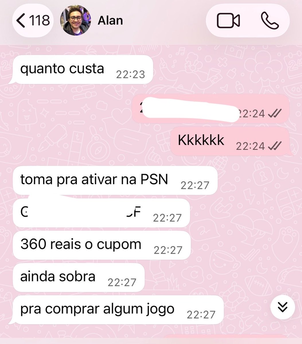 _kkziinha's tweet photo. Como é ter um tio gamer, o bernardo A, o tio: 
Te amamos, obrigada! https://t.co/9eVNYItOBA