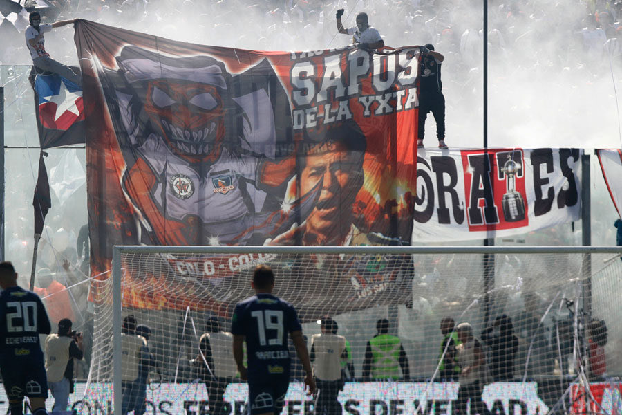 EyzaguirreT's tweet photo. Oye @rhernandezadn ya que sacaste el
lienzo de Marcelo Díaz en el clásico, y lo hiciste para justificar a correa, no te vi corriendo en círculos cuando le hicieron ese lienzo a Herrera, es increíble lo de su programa, ni dale albo es tan ordinario https://t.co/cyiv1T7ME1