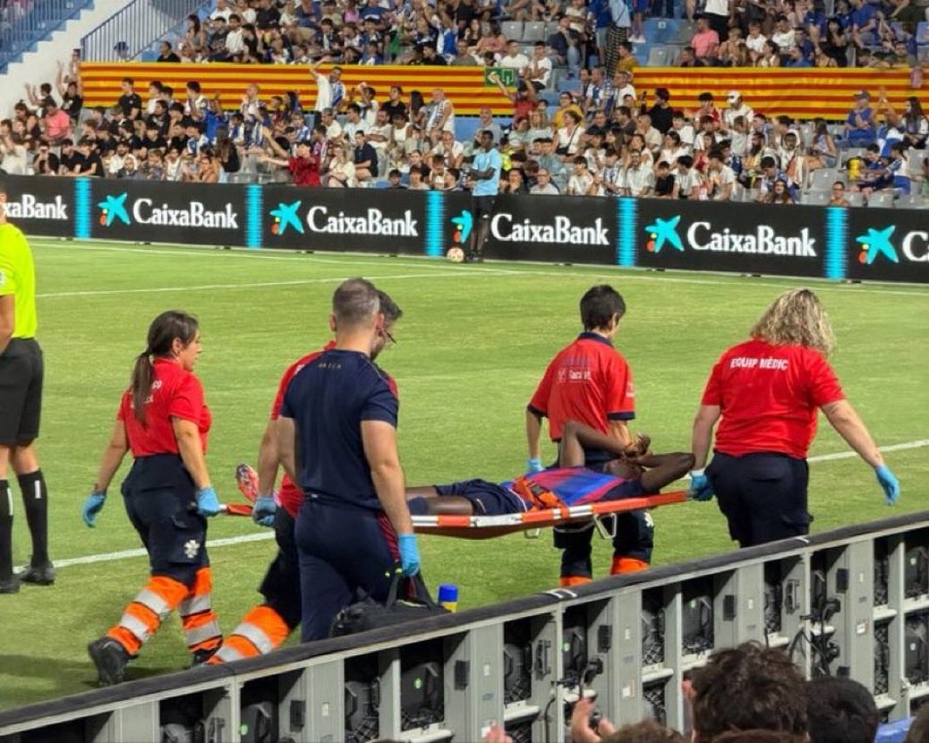 gxldeadam's tweet photo. Bisiwu se acaba de romper el tobillo 

Pronta recuperación 💙❤️ https://t.co/X4ZkjhKc4r
