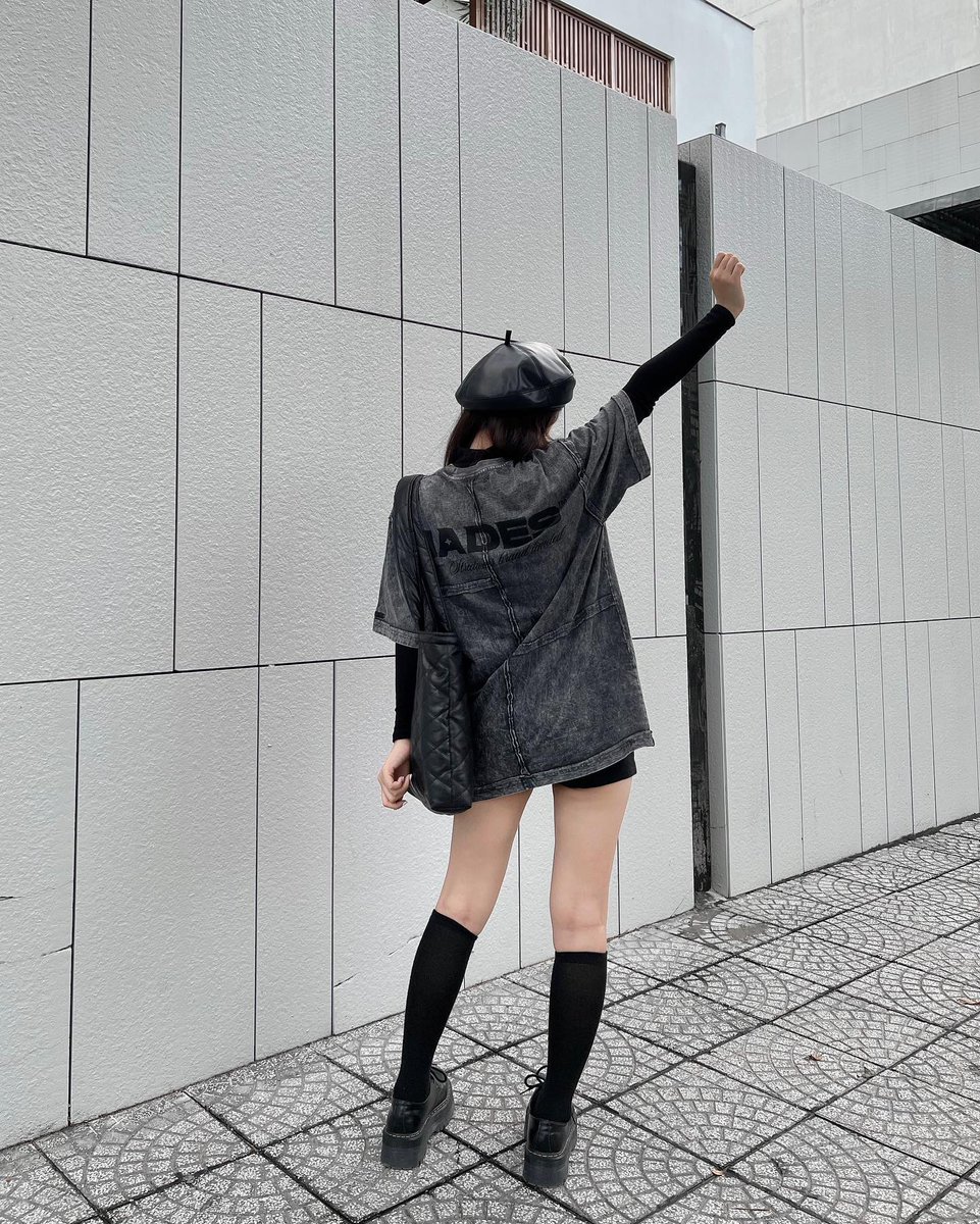 RAL7rbiy's tweet photo. Greetings from my side ✨ the world is a better place with you in it—go shine today! 🌸
nFxm https://t.co/MSKXvkbre7
