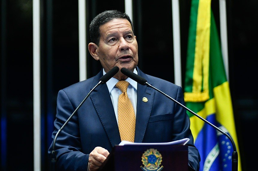 MidiaNINJA's tweet photo. INIMIGOS DO POVO!

Esses foram os senadores que votaram contra a PEC do fim da escala 6x1 na CCJ:

Hamilton Mourão (Republicanos/RS)
Tereza Cristina (PP/MS)
Rogério Marinho (PL/RN)
Jaime Bagattoli (PL/RO)

NÃO ESQUECEREMOS! https://t.co/F6B6j6psaw