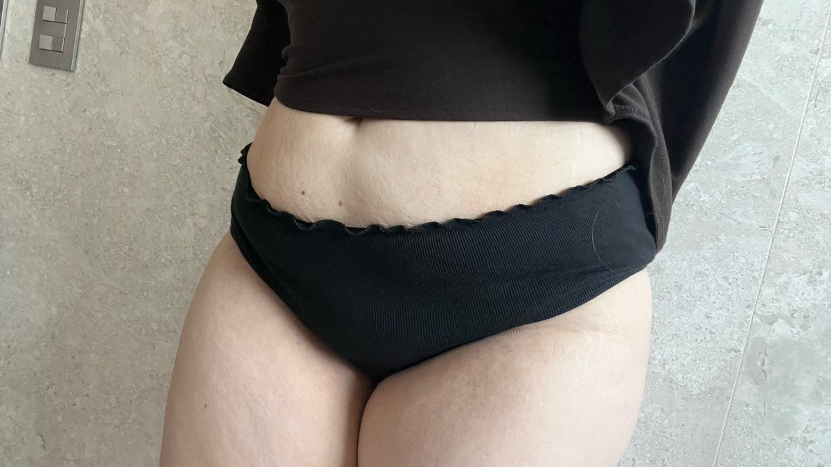 BunnyHxe's tweet photo. Do you think i look good in my panties? 
DM me to buy more ;)
#nsfwt #nsfwtwtًً #chudai #wataa https://t.co/NsMvviylMw