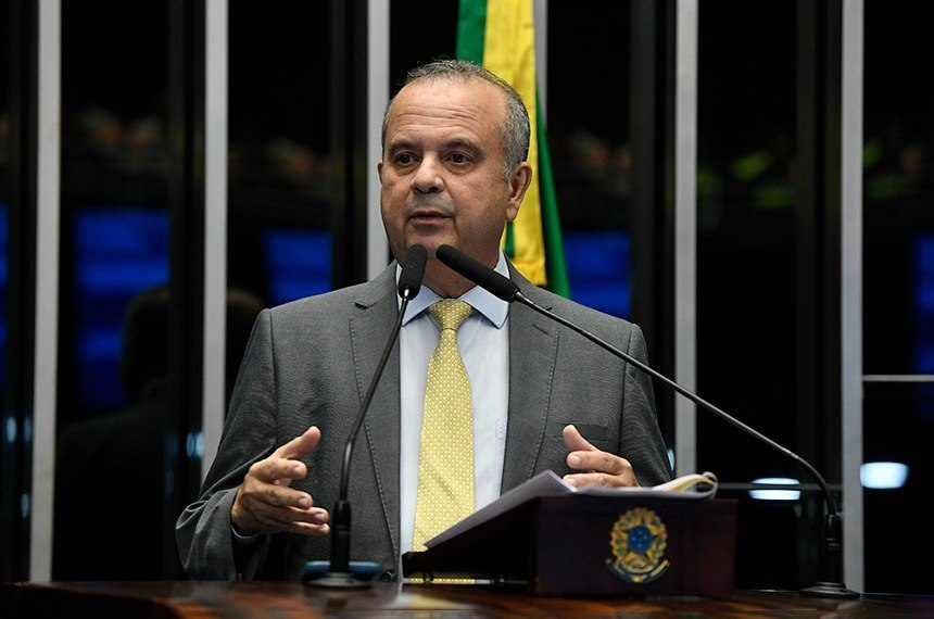 MidiaNINJA's tweet photo. INIMIGOS DO POVO!

Esses foram os senadores que votaram contra a PEC do fim da escala 6x1 na CCJ:

Hamilton Mourão (Republicanos/RS)
Tereza Cristina (PP/MS)
Rogério Marinho (PL/RN)
Jaime Bagattoli (PL/RO)

NÃO ESQUECEREMOS! https://t.co/F6B6j6psaw