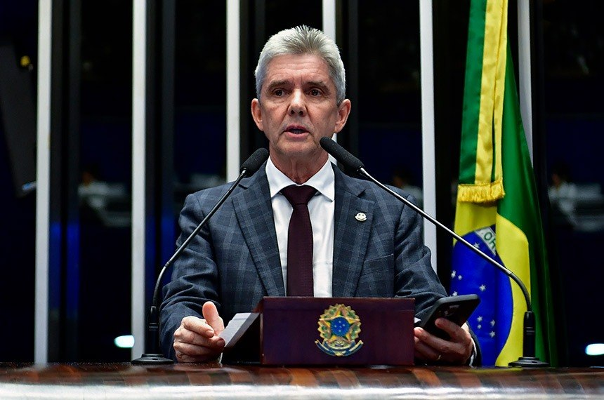 MidiaNINJA's tweet photo. INIMIGOS DO POVO!

Esses foram os senadores que votaram contra a PEC do fim da escala 6x1 na CCJ:

Hamilton Mourão (Republicanos/RS)
Tereza Cristina (PP/MS)
Rogério Marinho (PL/RN)
Jaime Bagattoli (PL/RO)

NÃO ESQUECEREMOS! https://t.co/F6B6j6psaw