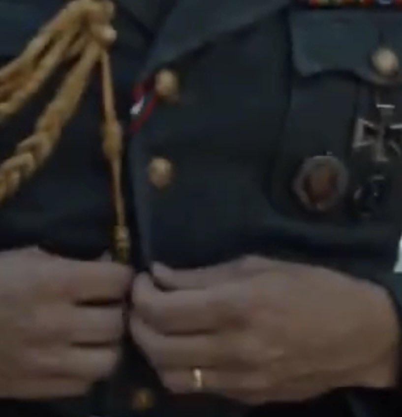 ZHA1997's tweet photo. @theunibots @NickJFuentes @netanyahu @RealAlexJones @garyvee @warsoftheinfo @ImperiumFirst A wedding ring on Nick? Who’s the lucky guy? https://t.co/quUSgnfzEz