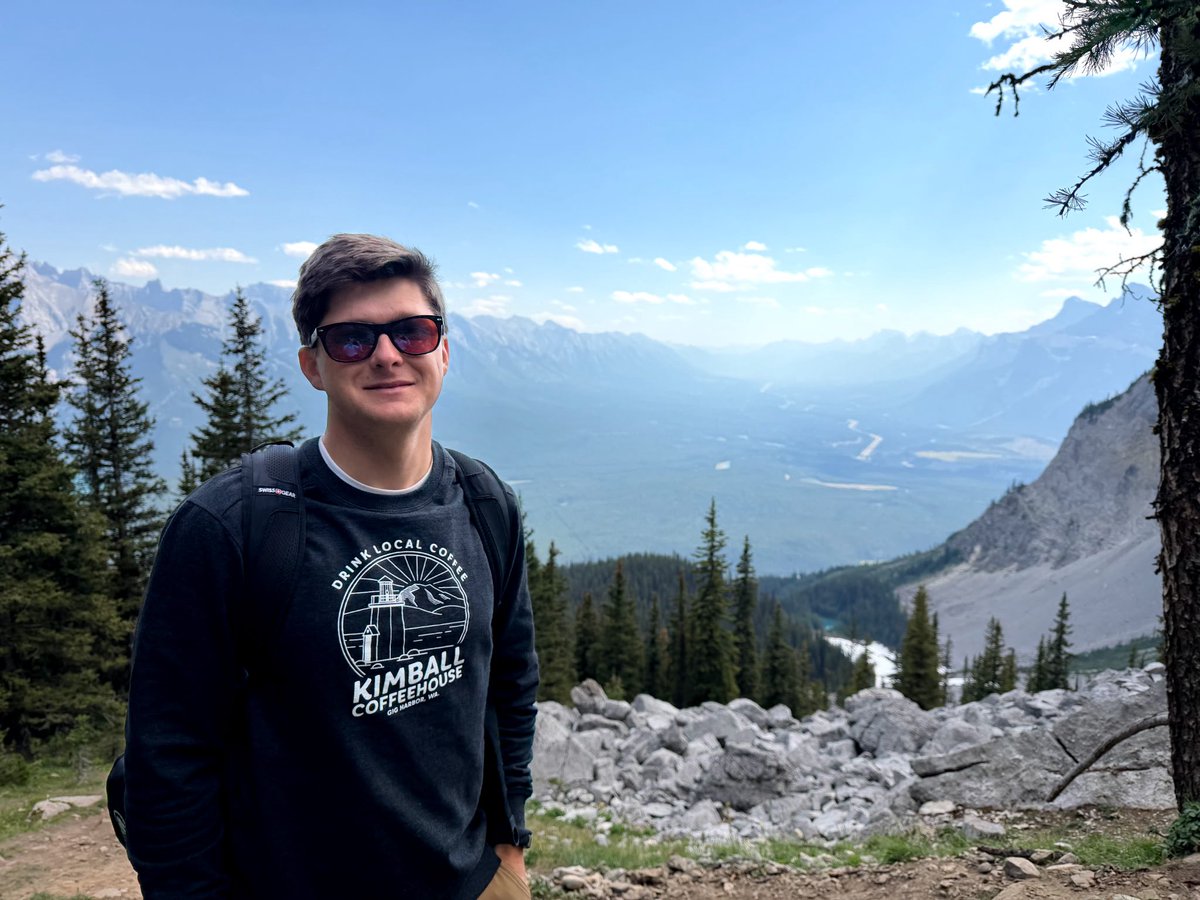 realMedGas's tweet photo. 🎂🎉 Happy Birthday, Gary!
One of the faces behind https://t.co/FFaasMyAW4 and one of our talented medical gas technicians. We’re grateful for the hard work, personality, and good energy he brings to the team. ❤️

#HappyBirthday #MedGascom #MedicalGas https://t.co/TawPMwUucu