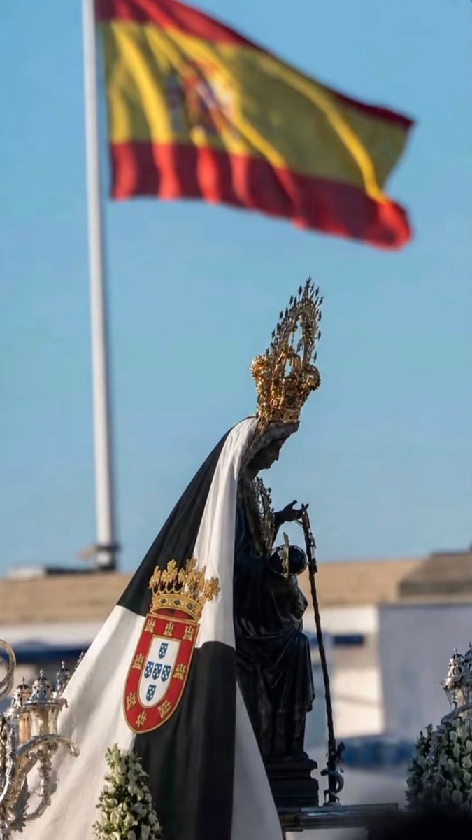 Eduard_Lpz's tweet photo. 2 de septiembre. Día de Ceuta. Desde Logroño y desde toda España nuestro total apoyo a la ciudad autónoma y a todos los ceutíes en estos momentos 💪🏻🇪🇦🤍🖤
#diadeceuta #apoyo #ceuta #españa #logroño https://t.co/uUW8MDgClw