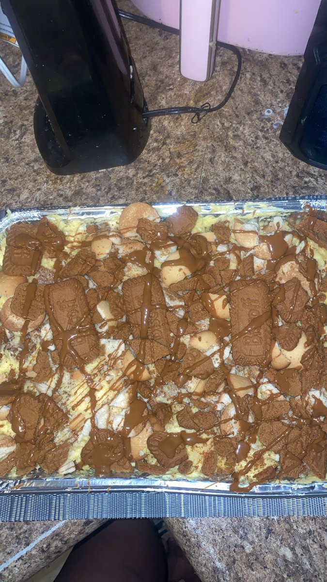 chyatheebull1's tweet photo. &amp; I just opened my dessert business: Belle and Batter🩷 https://t.co/JTApMyzZRM