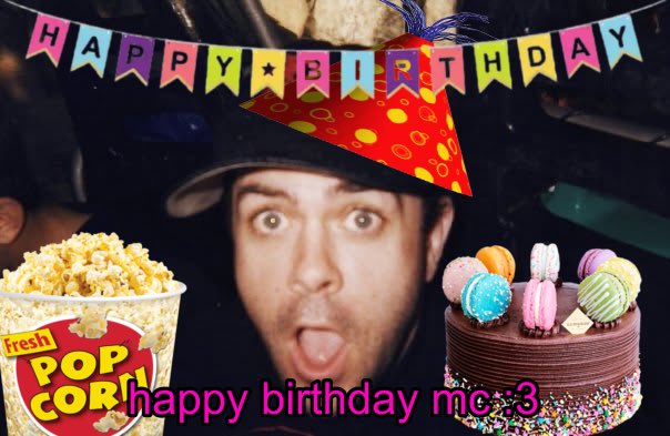 nrrrrd_grrrrl's tweet photo. GO ROBOT ITS YOUR BIRTHDAY GO ROBOT ITS YOUR BIRTHDAY!!!!!!!! @_mcchris https://t.co/OGT79IHYA2