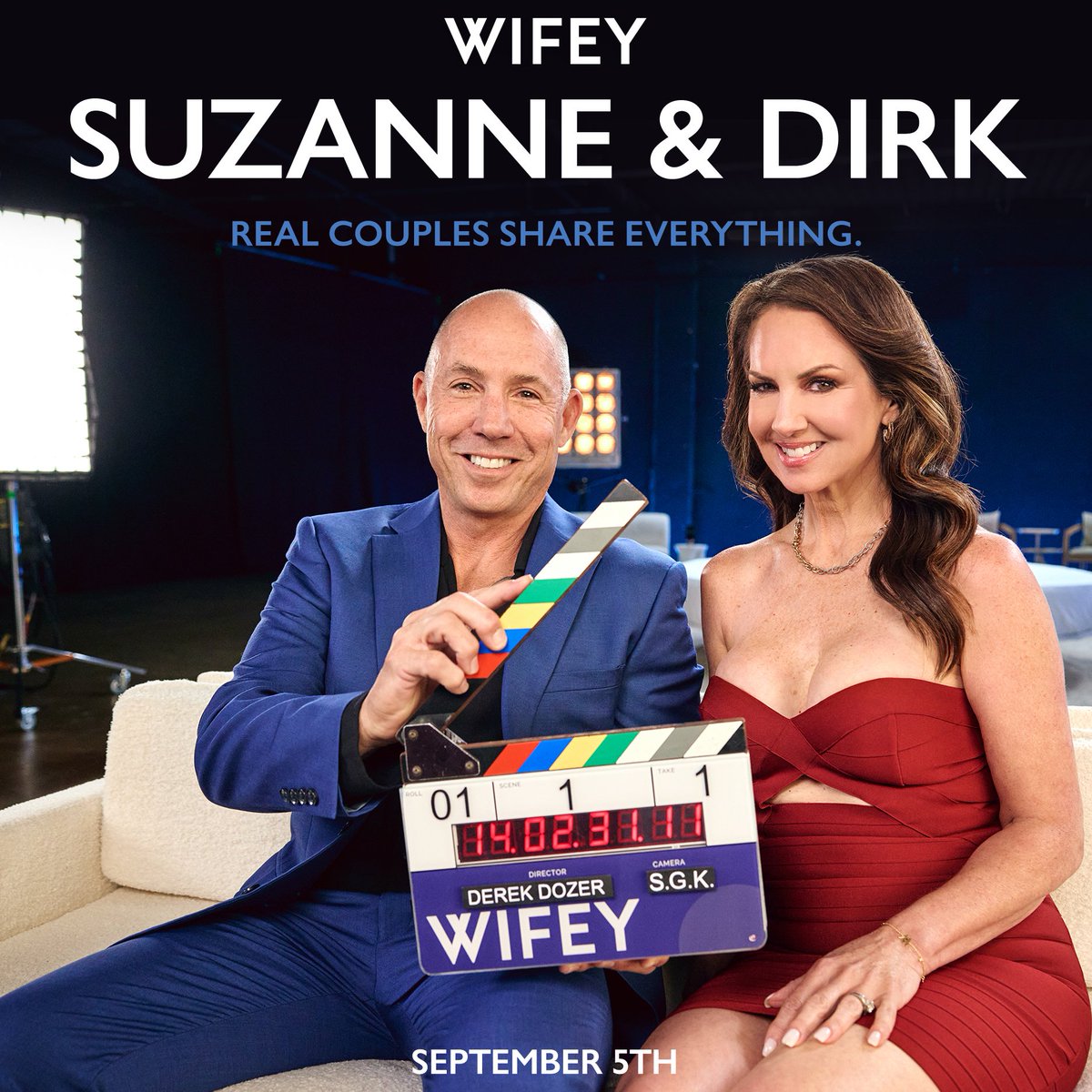 TheVixenBackup's tweet photo. Su estado civil: casados, felices y listos para la experiencia definitiva de esposa liberal (vía @wifeyupdates 💍)
@SuzannehollyQOS y #Dirk + @H0llywoodCash
https://t.co/V7Kxsl9RmY https://t.co/DSBZq0UPPr