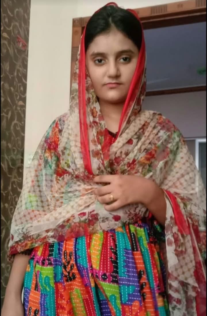 Shehzad89's tweet photo. This is Nisa. She has been missing since Monday Evening. If you have any information that can help please

Contact: 
Nisa’s Brother
Ahmed:
0336 9046469 https://t.co/fMr2o8Vb2m
