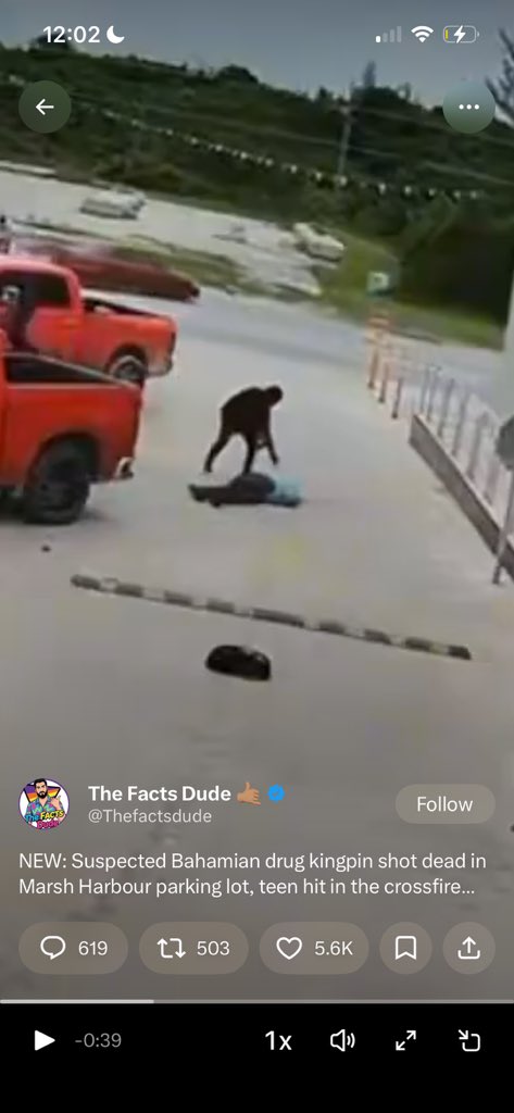 fozel41's tweet photo. @Thefactsdude This dude is a psychopath😭😭 https://t.co/ejvkfJuhsw