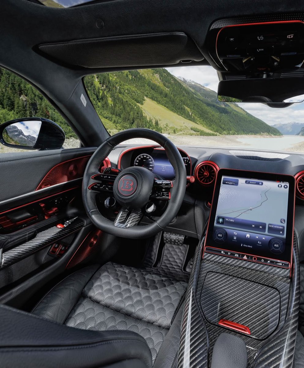 LuxuryCars365's tweet photo. Mercedes-AMG GT63 S 🏔️ https://t.co/qGmLrAY4YZ
