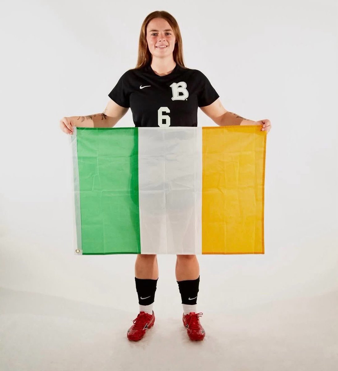 Jax_Mc_Media's tweet photo. Year 4️⃣ in the USA for GSR Cork footballer Michaela! ☘️🇺🇸

Michaela heads into her final collegiate season with Benedictine University Arizona ⚽️🎓

Wishing Michaela and the Redhawks Women’s Soccer girls the very best for the Fall season! 

#GSR #Cork #Ireland #Arizona #Letsgo https://t.co/tiABHLrvc4