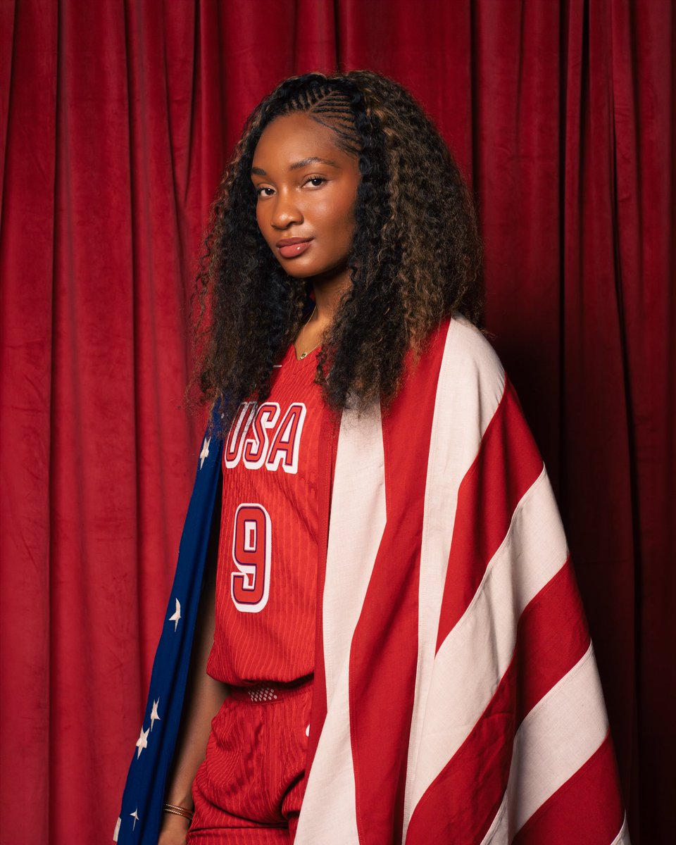 usabasketball's tweet photo. Yessss Kiki 🙌

🇺🇸 #USABWNT x @kikiiriafen https://t.co/kB1rKvxOPO