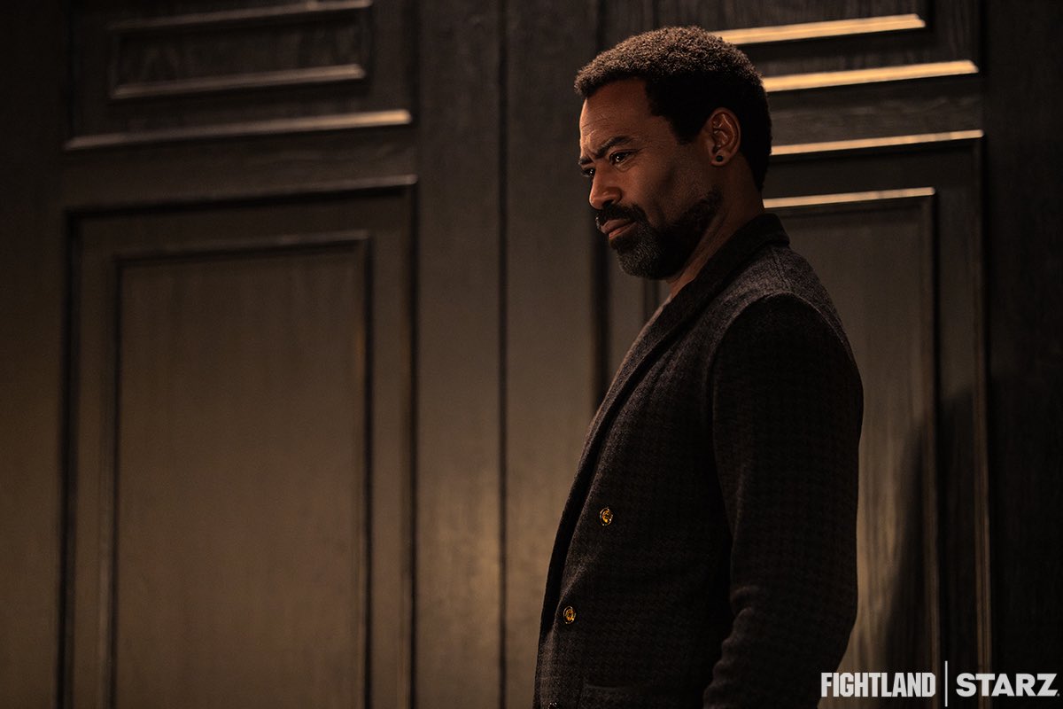 PowerTVFans's tweet photo. Kingsley is ready to reclaim his empire! Watch #Fightland this Friday on the @STARZ app! https://t.co/pXRmiIm27H