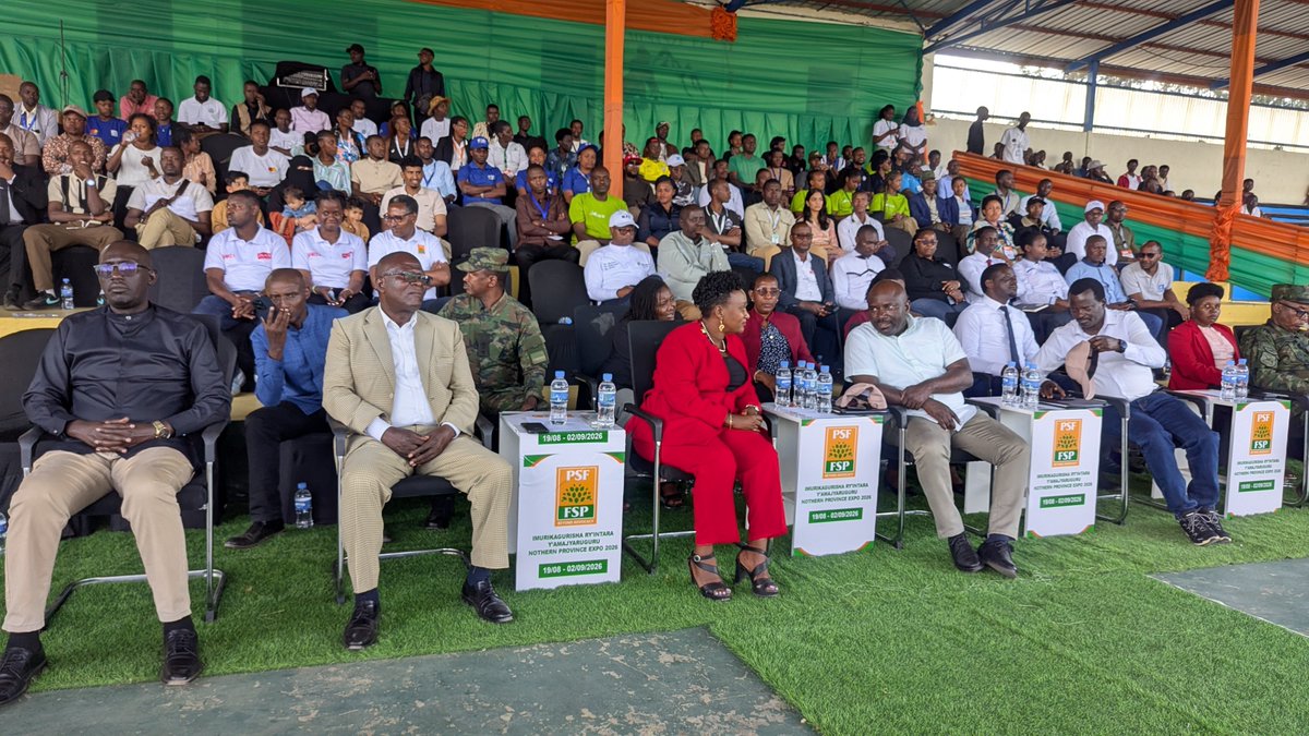robbyrwanda's tweet photo. NONAHA! Ubuyobozi bw'intara ya @RwandaNorth burangajwe imbere na Guverineri @gahundemaurice , buri gusoza ku mugaragaro imurikagurisha ryatangiye kuwa 19 Kanama kugeza kuwa 2 Nzeri 2026, iyi #Expo irashimirwa kugaragaramo udushya twinshi #Rwanda @MusanzeDistrict
@RwandaLocalGov https://t.co/SBr4HWictS
