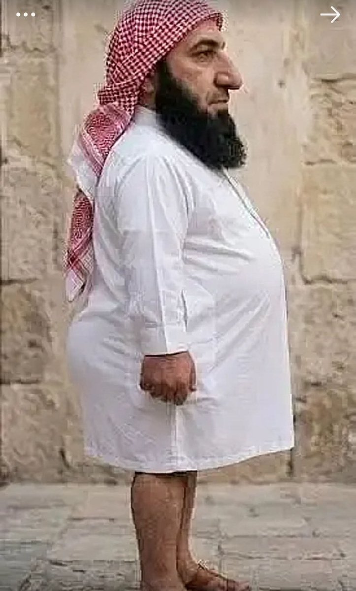 9yo9_9's tweet photo. @Salman_BHR_ @mjahdwnlaslam بابا ترامب اقصف ايران المجوس الارهابيه 😂😂😂🐕🐕🐕 https://t.co/Ewnr4CmLrI