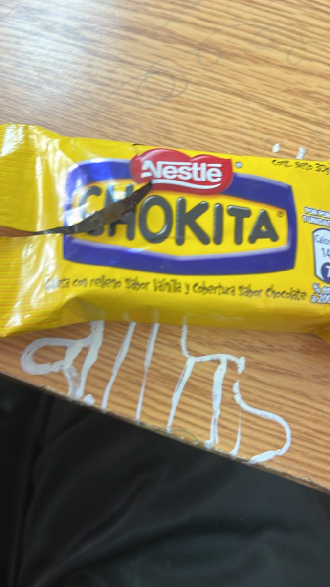 hehe0___0's tweet photo. choka comiendo chokita https://t.co/YdX86dhpKP