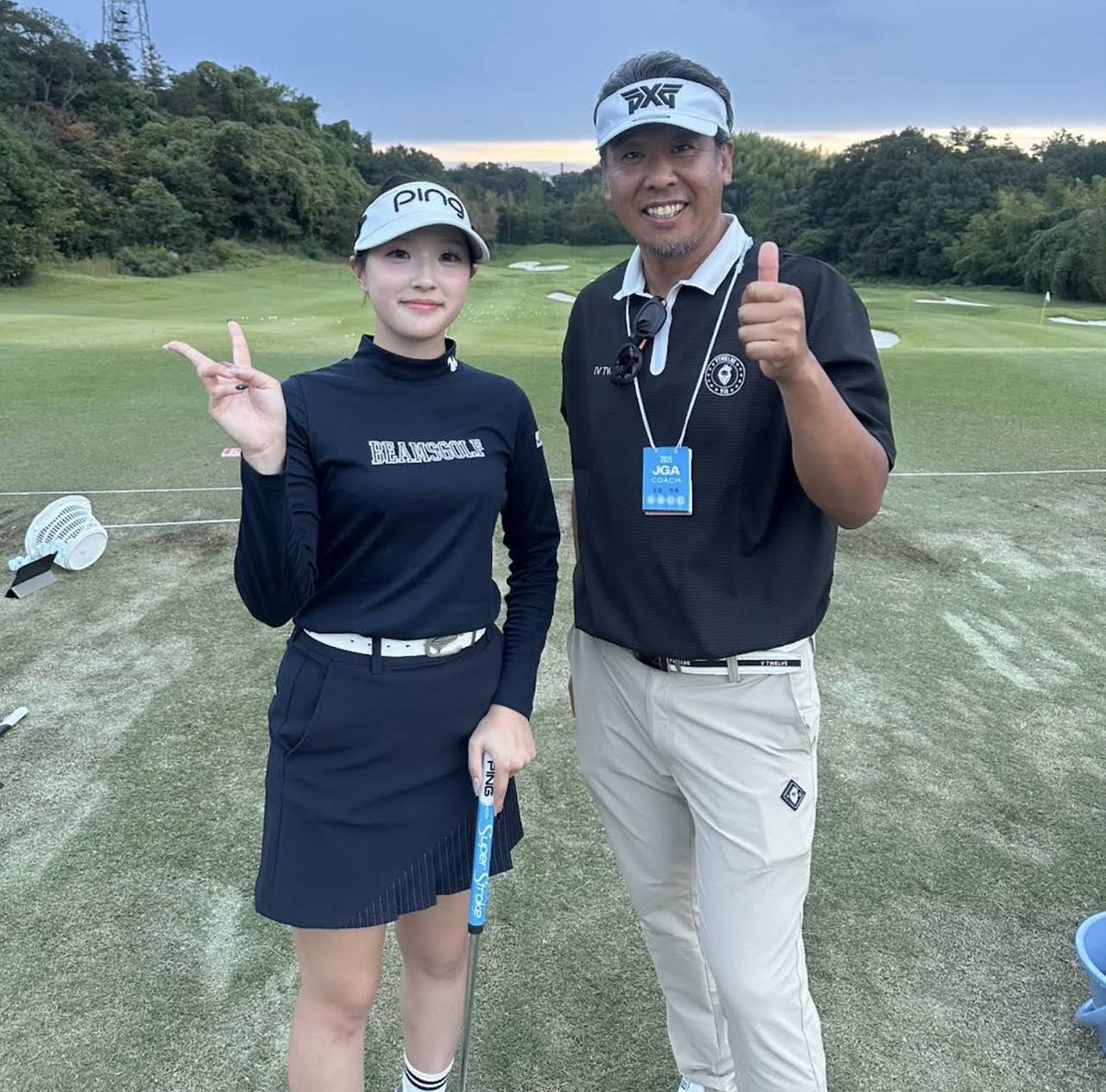 5UNDERS's tweet photo. 日本女子オープンの最終予選がありました。5unders golf range 麻布十番の会員でもあり、山田直知コーチの生徒さんでもある、ルーキーイヤーの松原柊亜プロが-7で4位通過して10月1日〜の日本女子オープンの出場を決めました‼️応援宜しくお願い致します☺️ #松原柊亜　#山田直知　#日本女子オープン https://t.co/s6WYBPf9iF