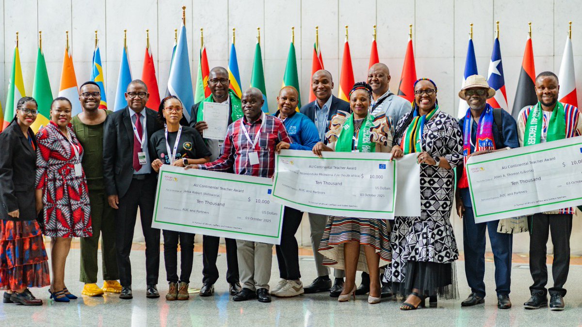 _AfricanUnion's tweet photo. Teachers serving in rural and underserved communities are often transforming lives in challenging circumstances.

At the Pan African Conference on Teacher Education (PACTED) 2025, the African Union, in partnership with @HumanaHPP, introduced the Rural Teacher Awards to celebrate Educators whose dedication, innovation and impact are helping advance quality education where it is needed most.

As we look towards the Pan African Conference on Teacher Education (PACTED) 2026, we continue to spotlight these teacher champions and the vital role they play in building inclusive education systems across Africa.

#DecadeofEducation #Agenda2063