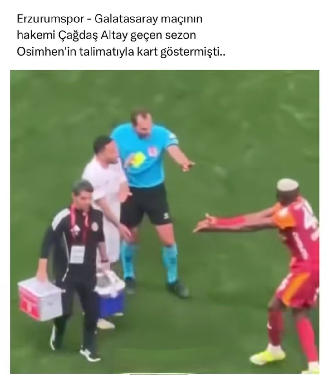 yigiteroglu01's tweet photo. @FollwTheLeader Abi koyu Fenerbahçeliyim. Ligin en iyi forveti kim ne derse desin. Fakat çok çirkef ve dokunulmazlığı var. https://t.co/SVbIwXJa0j