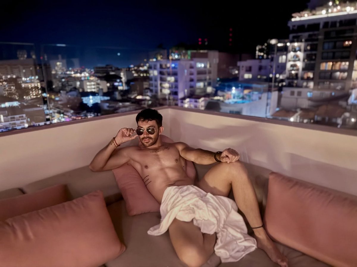 hperfectox's tweet photo. Modelo Mexicano 😎����🇽

https://t.co/sQHeN7UfjC

Canales Oficiales 👇
👉 https://t.co/4VUoW0zAWb 👈

#HPerfectos #men #fitness #handsome #viral https://t.co/bwIaIBbLwm