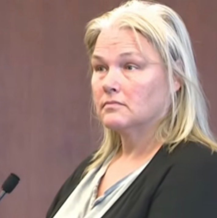 DblTkeMedia's tweet photo. 🚨A Massachusetts woman has been arrested for allegedly filming jurors in the Lindsay Clancy murder trial as they left Plymouth Superior Court Tuesday. 

The arrest came as the jury remains deadlocked after four days of deliberations.

The woman, identified as 56-year-old Dawn Light, is facing a charge of juror/witness intimidation.