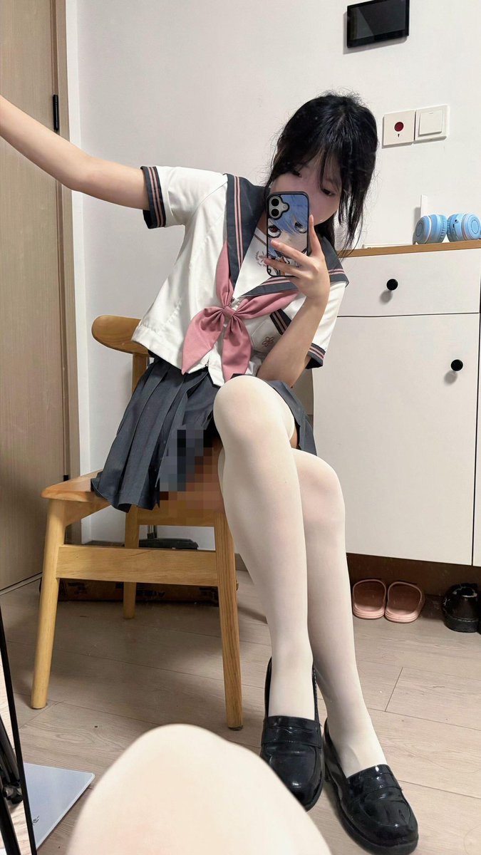 ox4bczo's tweet photo. 有人想锐评一下我自己16岁的福嘛   🫣                                                 

赶紧看，我要删了 .…… https://t.co/Ka9fP6dvOq