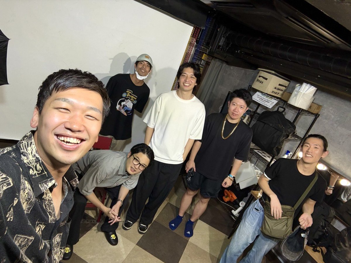 Nishibuchiff's tweet photo. とりあえず集まった。 https://t.co/V9t4PIV7NN