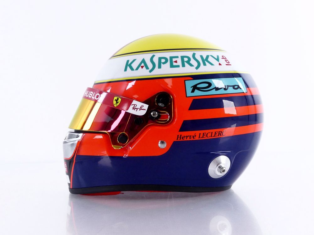 LB_littlebolide's tweet photo. 🏎️🇲🇨 Bien plus qu’un simple casque.

Porté par C. Leclerc lors du Grand Prix de Monaco 2019, ce design est un hommage profondément personnel à son père, Hervé Leclerc, et à son ami Jules Bianchi ❤️ https://t.co/EbI41HEXc1