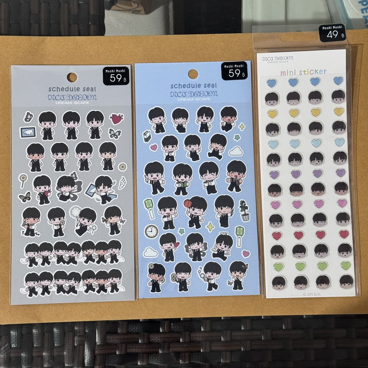 eatme_aum's tweet photo. พร้อมส่ง/WTS

💚sticker nct dream set แนวนอน 100
💚sticker nct dream set แนวตั้ง 100
💚sticker nct dream set 7 เมมเบอร์ 150

💌 ส่งฟรีทุกชิ้น

สนใจเมนชั่น/dm ได้เลยค่ะ🙏

#ตลาดนัดnct #ตลาดนัดnctdream https://t.co/Pyos1AyrFp