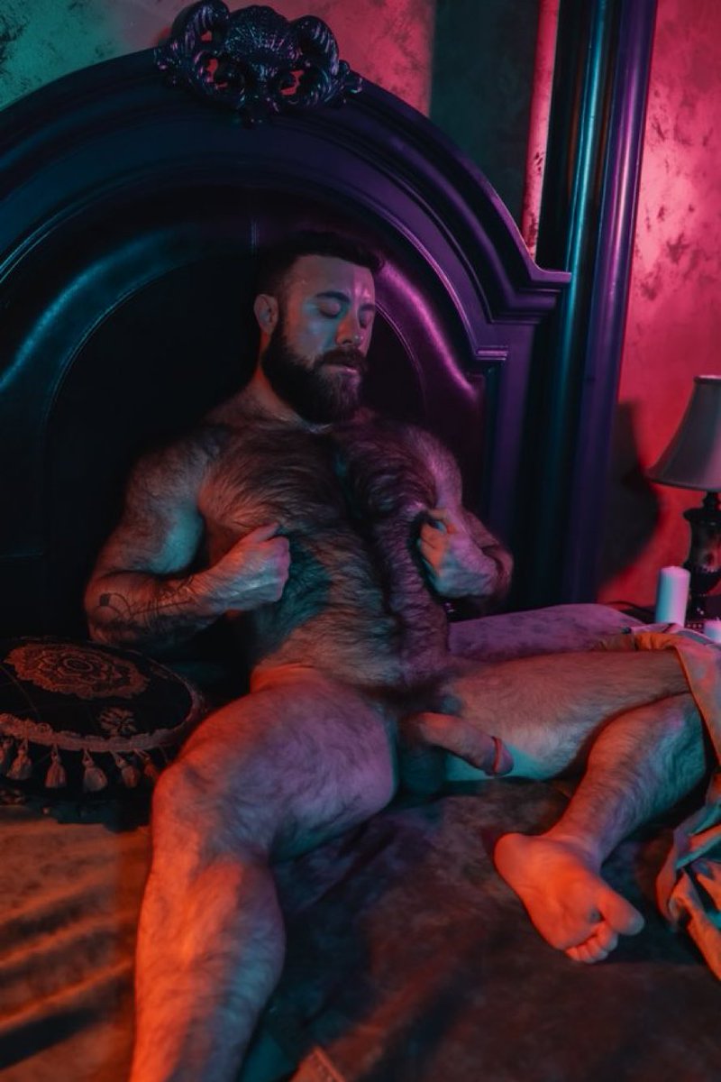 MrTeddyBearGrrX's tweet photo. Who wants to ride it? 😏
Apply below ⬇️ https://t.co/RvTEdgEiNV