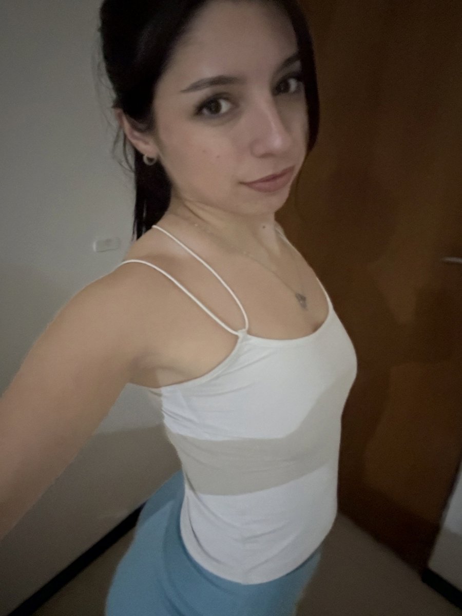 angellunaa4's tweet photo. me, myself, and my whimsical little notions https://t.co/yfpSeK6Emd