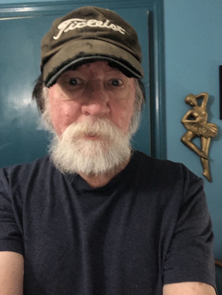 vagoh2012's tweet photo. Good morning, happy birthday to me. Had plans with three different ladies yesterday and they all ghosted. Guess it’s another solo birthday this year as usual. https://t.co/FQO3r2hDA6