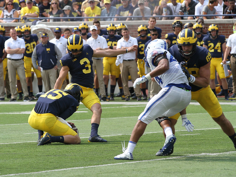 EUPhoto44's tweet photo. There are 3 days until Michigan Football. 

@QuinnNordin - K - 2016-2020

• 246 career points - 12th Michigan History
• 42 made field goals - 6th Michigan History
• 14 FGs from 40+ yards - 2nd Michigan History
• 4 FGs from 50+ yards - 2nd Michigan History
• 57-yard career long - 2nd Michigan History
• All-Big Ten Honorable Mention
• Lou Groza Award semifinalist
