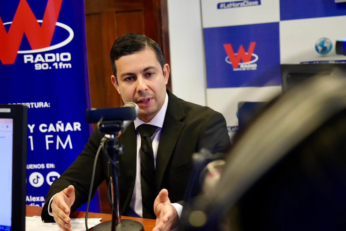 PDEMindo's tweet photo. #Azuay | El viceministro de Tecnologías de la Información y Comunicación, Ricardo Gutiérrez, informó en WRadio la apertura de nuevos puntos digitales gratuitos (PDG) en varias parroquias de la provincia. 
📡 A la fecha se cuenta con 60 puntos en la provincia. https://t.co/DqJ8EU4K1C