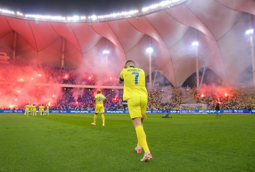 TheNassrZone's tweet photo. 🚨 @ariyadhiah 🚨 

The Saudi Pro League is moving toward relocating the Riyadh derby between Al Nassr and Al Hilal, scheduled for December as part of Matchweek 17 of the Saudi Pro League, to King Fahd Sports City Stadium in Riyadh instead of Al Awwal Park.

The stadium is expected to host the capital’s derby on Friday, December 11, as an operational test for the venue ahead of its hosting of four matches in the continental tournament, including the final, which will be held from January 7 to February 5, 2027.

According to the same sources, the Ministry of Sport has informed the Saudi Pro League, coordinating with it to stage the match at King Fahd Sports City Stadium, with the aim of testing the venue’s operational readiness. 

This will include assessing the pitch, lighting and screens, the smooth entry and exit of spectators, crowd management, as well as the readiness of the stands, ongoing construction work, and the stadium’s various facilities.

The Saudi Pro League is expected to contact Al Nassr Club Company, as the designated home side for the match, to make the necessary arrangements for relocating the fixture, while preserving the privileges allocated to the home team.