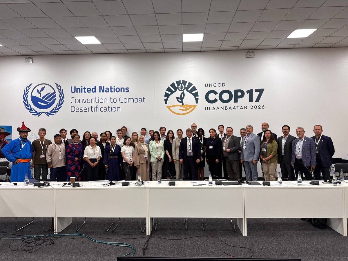 wdfpuaz's tweet photo. #COP17
Son təəssüratlar... Last impressions... https://t.co/QxRepQla5z