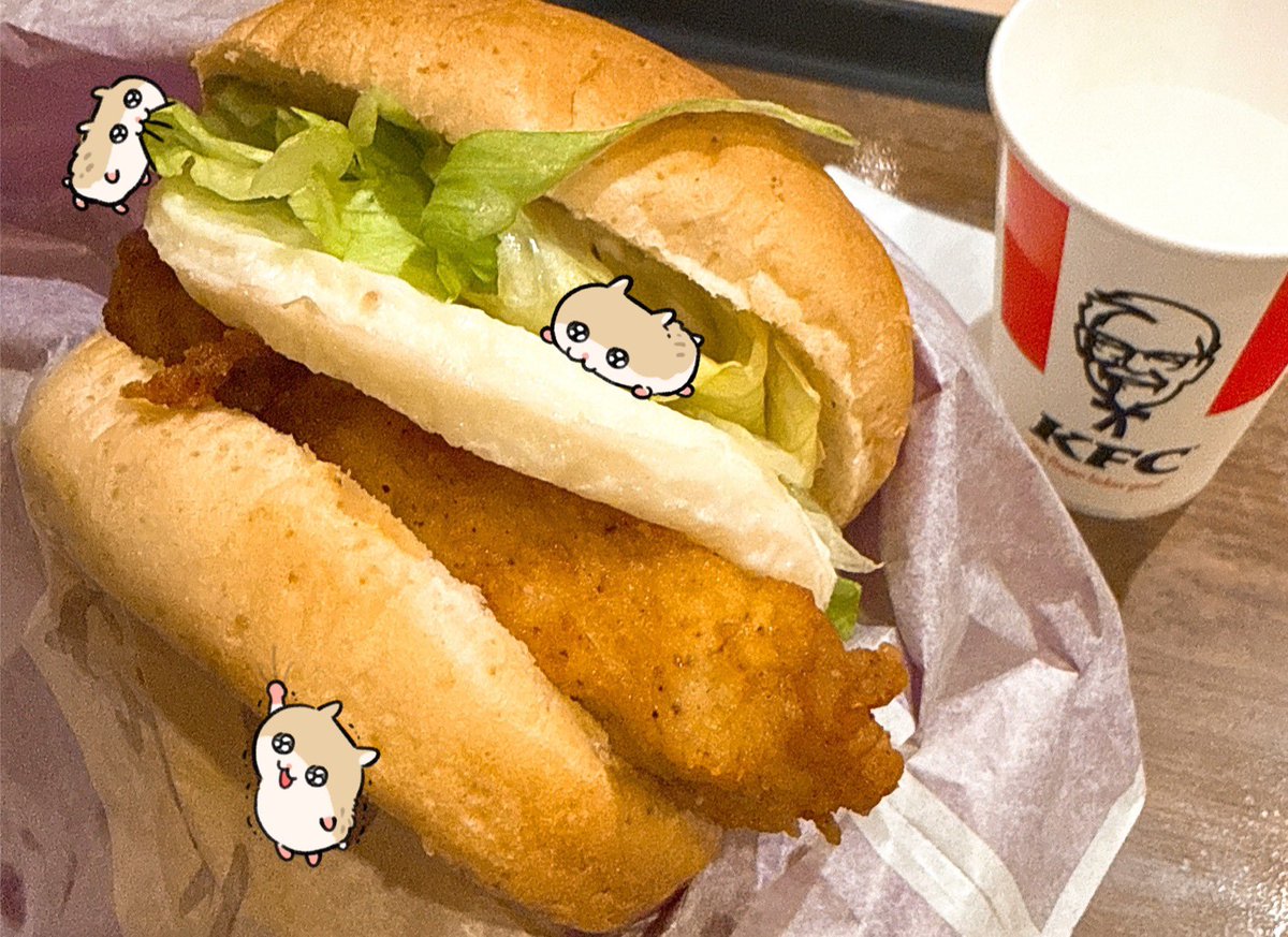 msxjdvn's tweet photo. 9/2
水分　2,500ml
ケンタの月見バーガー食べた❗️
おいしかった☺️
次はマックを狙いたい https://t.co/UrEDnrjoMm