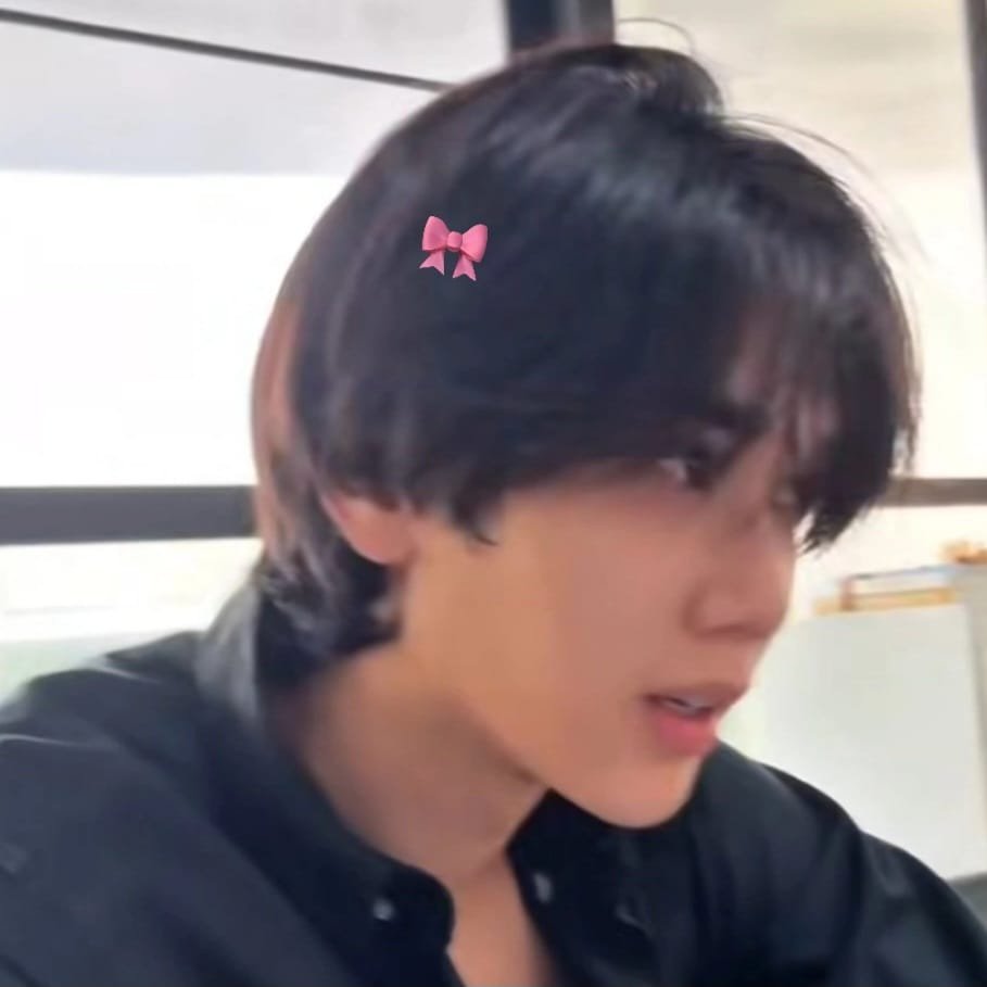 joongmisty's tweet photo. are you telling me this cutie is the villain? oh my god i forgive him EVERYTHING!!! IDC he didn't do anything wrong, he's just playing, is innocent, okay? https://t.co/vfEOzOOlf9