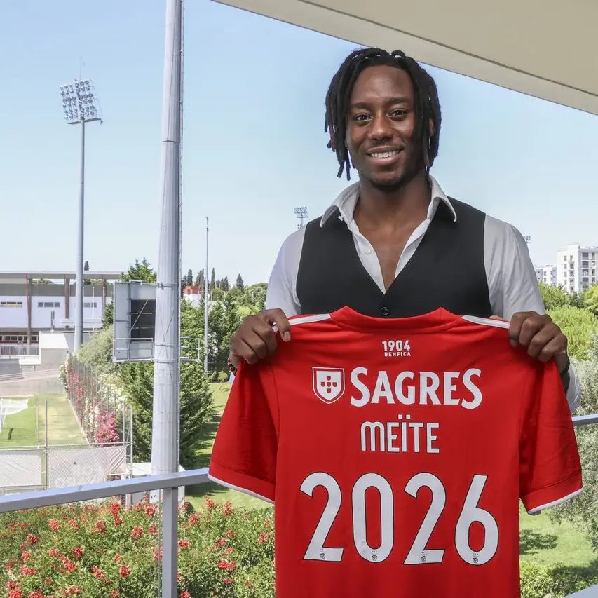 OCamisola10_'s tweet photo. Chegou ao fim a ligação de Meite ao Benfica. 😭

Obrigado pelos golos, assistências e títulos.

Sai a custo 0, mas cumpriu em campo.

De 2021 até ao infinito. ❤️ https://t.co/12M0zItpsH