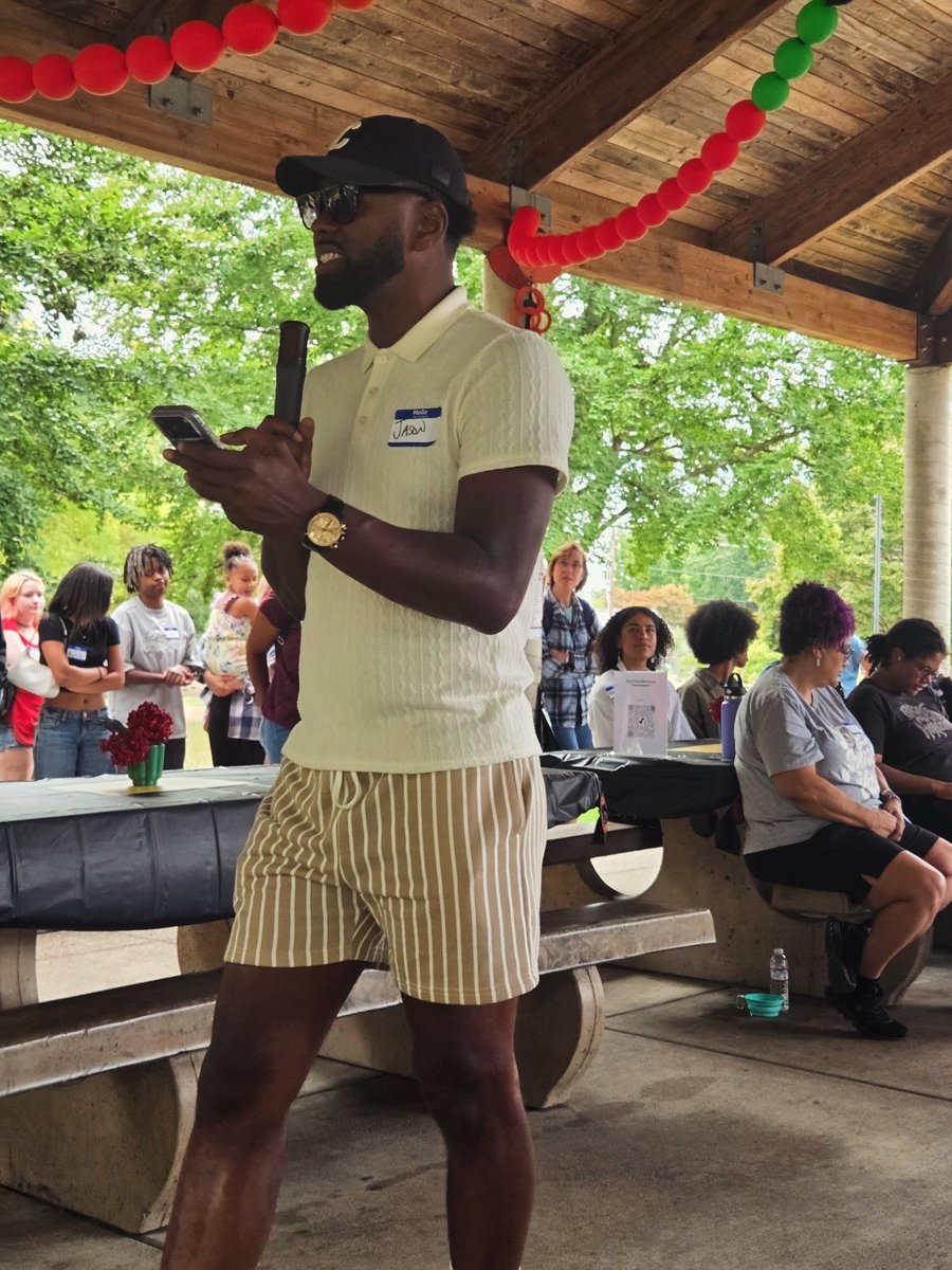 jdorsette's tweet photo. 18th Annual Black Family BBQ in Albany, Oregon!
We Outchea! #BlackOregon https://t.co/lz5JL81QxQ