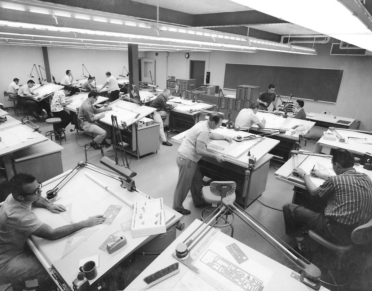 Livermore_Lab's tweet photo. On this day in 1952, @Livermore_Lab was founded.

Discover how Cold War uncertainty, nuclear deterrence and physicist Ernest Lawrence’s vision led to the start of the Lab's legacy of discovery in the Big Ideas Lab podcast: https://t.co/otiQyjR2Y2 https://t.co/Ey66ofKwPF